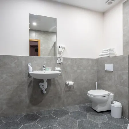 Comfort House מלון