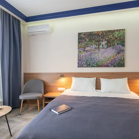 Comfort House מלון קייב
